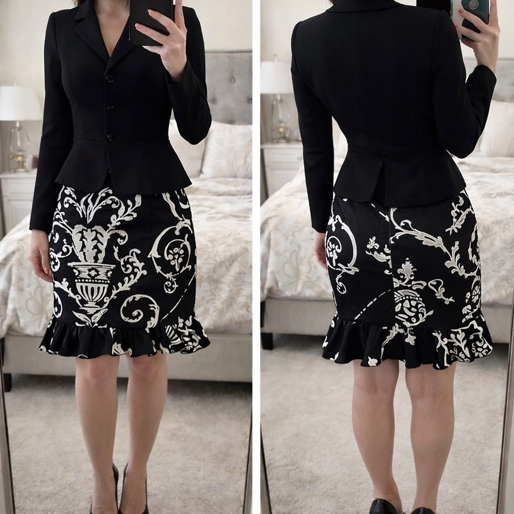 White House Black Market Pencil Skirt‎ Size 2 Black White Floral Print